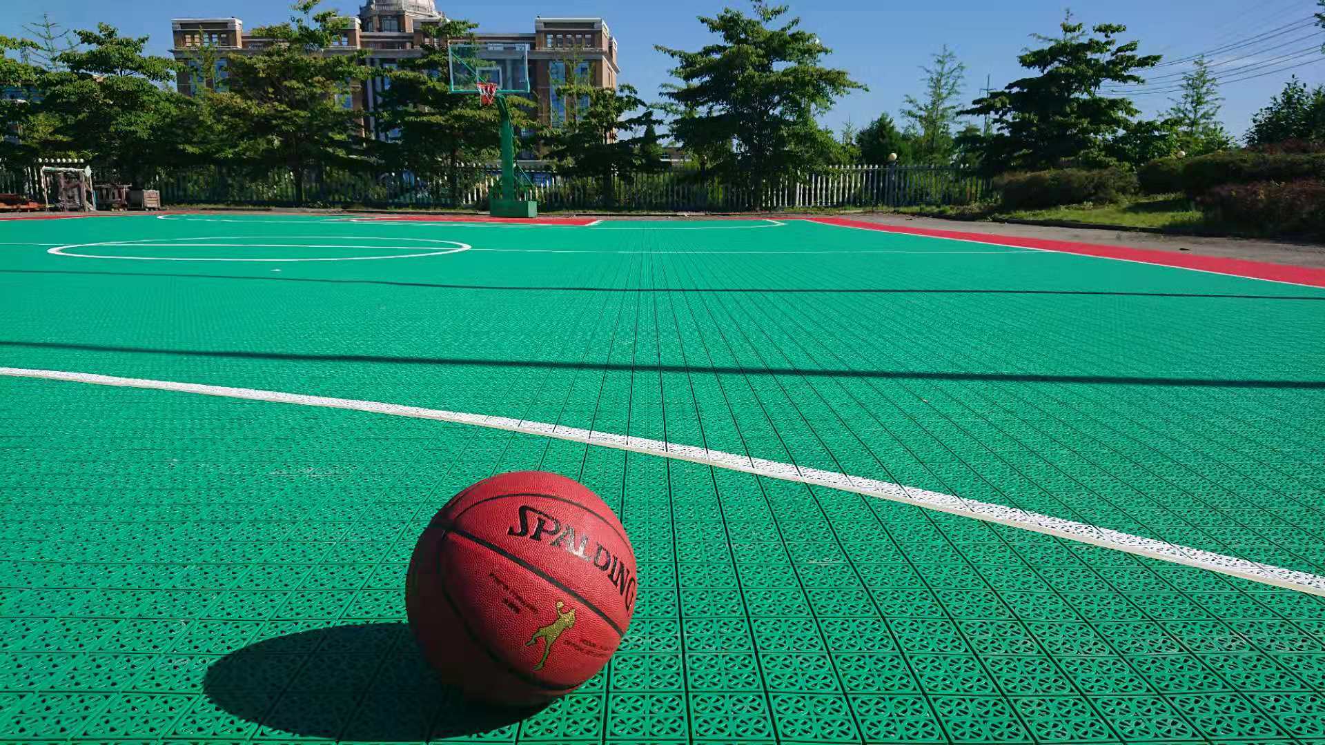 篮球场.jpg